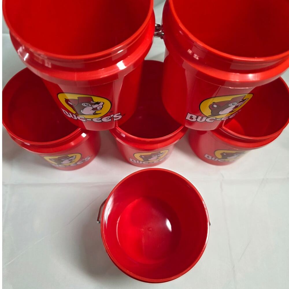 NEW Buc-ee's Mini Red Plastic Buckets, Set of 6, 18 oz. Each Portable Containers - Picture 6 of 7